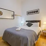 Cube Hotel