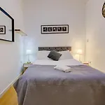 Cube Hotel